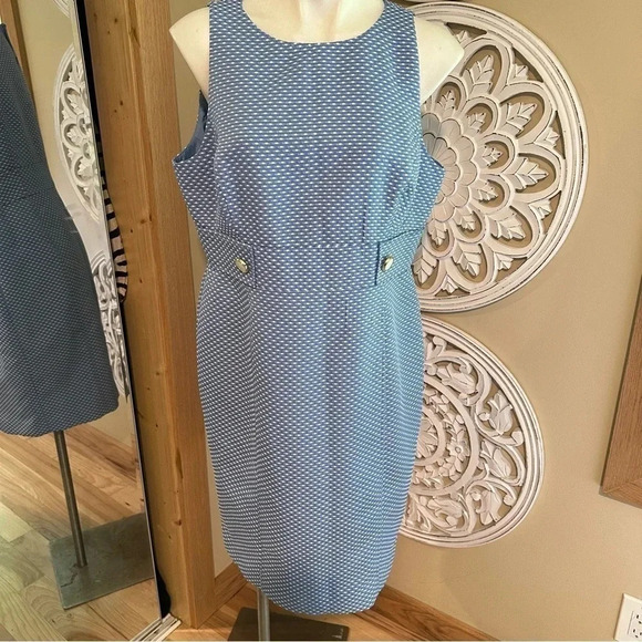 TAHARI-LEVINE Periwinkle Blue/White Sleeveless Sheath Dress - Picture 2 of 7